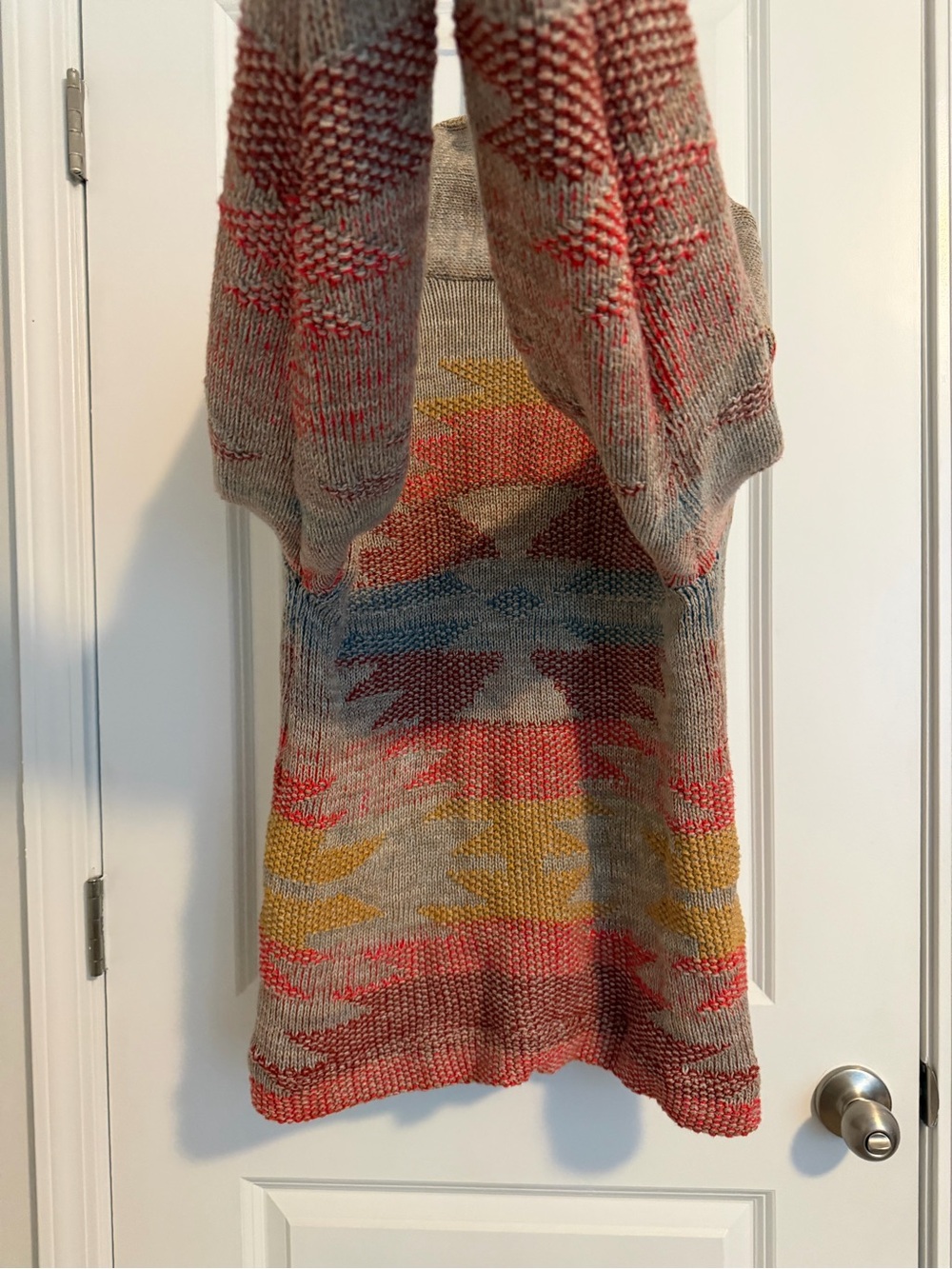 Pendleton Aztec pattern sweater - Picture 5 of 9